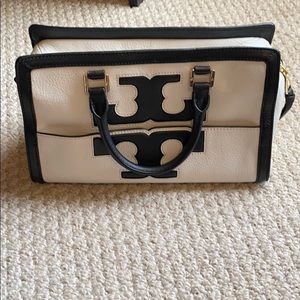 Tory Burch purse and matching wallet